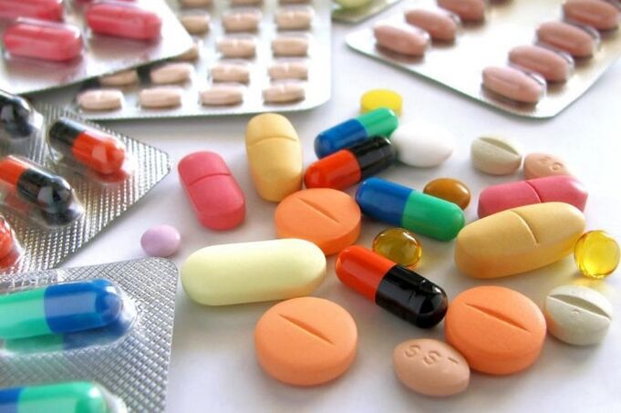 Léčba prostatitidy se neobejde bez užívání antibiotik a jiných léků